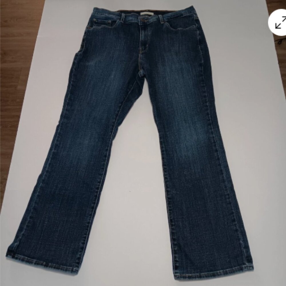 Levi's Classic Boot‎ Cut Jeans Womens 14 Stretch Blue Denim 5 Pocket Style B24